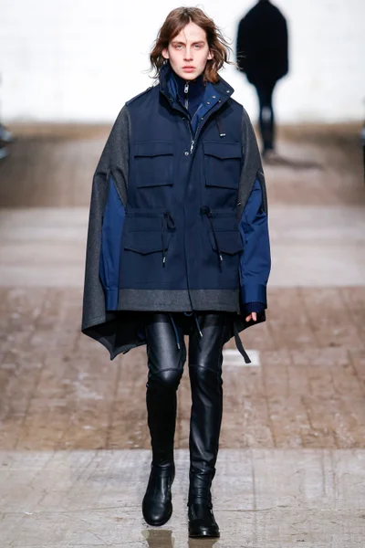 Look 33